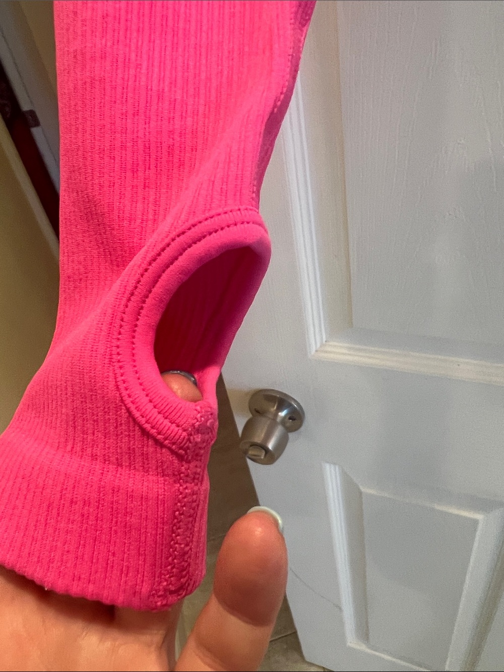 Square-Neck Ribbed Crop Top in Hot Pink with Thumb Holes - Picture 4 of 5